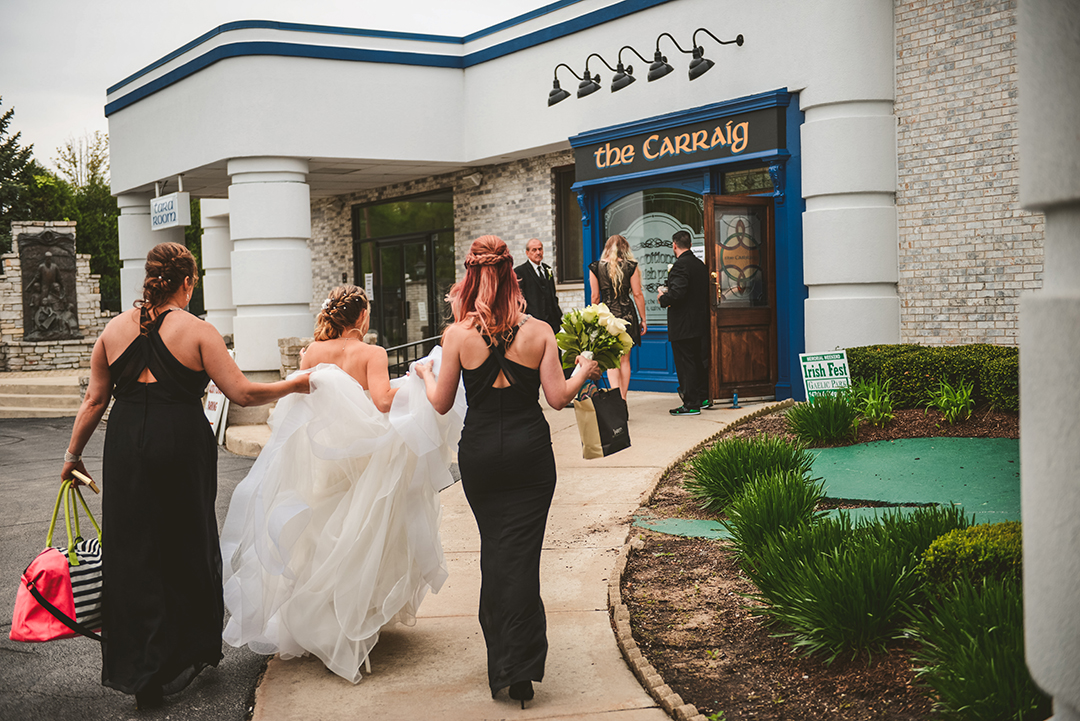 a bride and her bridesmaids walking up to Gaelic Park in Oak Forest